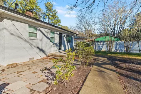 Exterior - 626 S Hoover Rd, Durham, NC 27703 photo 3 of 6