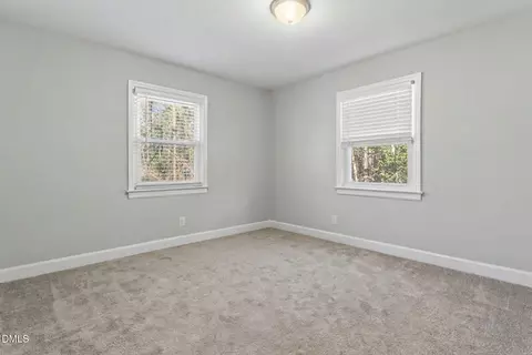 626 S Hoover Rd, Durham, NC 27703 photo 12