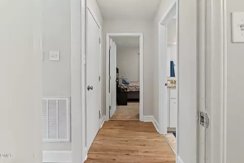 626 S Hoover Rd, Durham, NC 27703 photo 14
