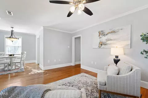 Living - 403 Brooks Ave, Raleigh, NC 27607 photo 2 of 3