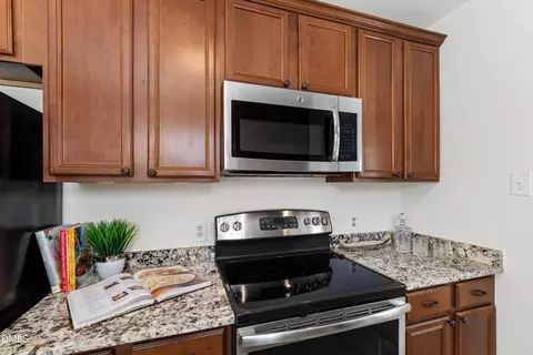 Kitchen - 403 Brooks Ave, Raleigh, NC 27607 photo 6 of 6