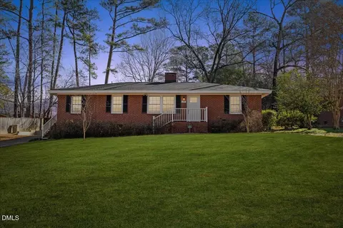 1201 Poplar Ave, Garner, NC 27529