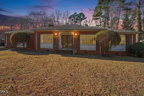 1067 Camden Ct, Asheboro, NC 27203