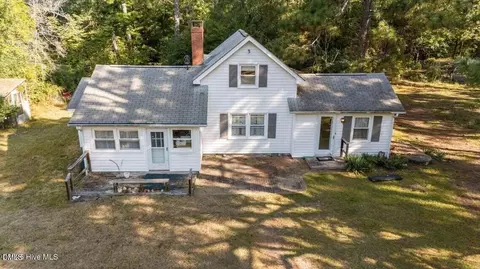 376 Foxfire Rd, Aberdeen, NC 28315
