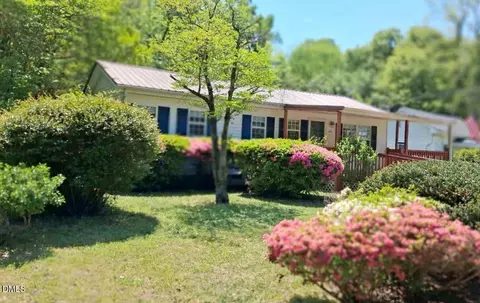 4410 Poplar Dr, Raleigh, NC 27610