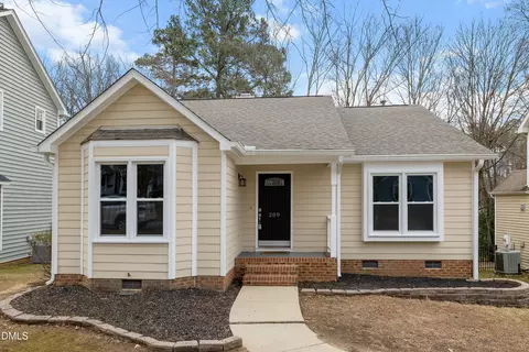 209 Kronos Ln, Cary, NC 27513