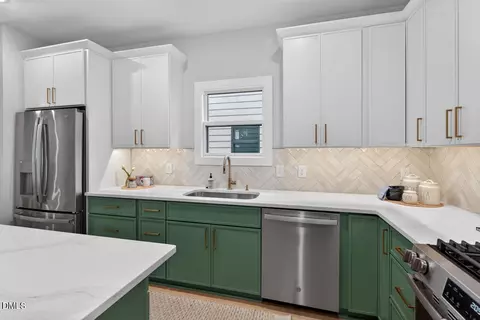 Kitchen - 3027 Omah St #B, Durham, NC 27705 photo 4 of 5