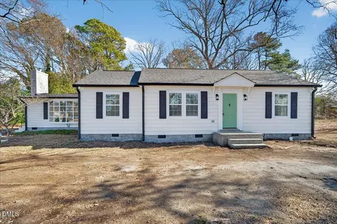 721 N Fairview Rd, Rocky Mount, NC 27801