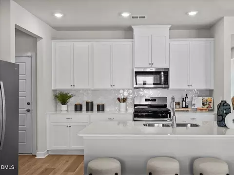 Kitchen - 106 Thistle Patch Pl, Angier, NC 27501 photo 2 of 5