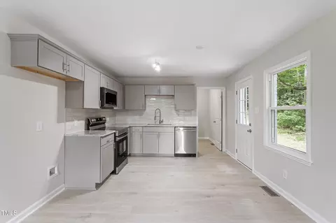 2702 Red Valley Dr, Rougemont, NC 27572