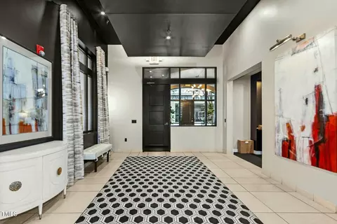 317 W Morgan St #302, Raleigh, NC 27601