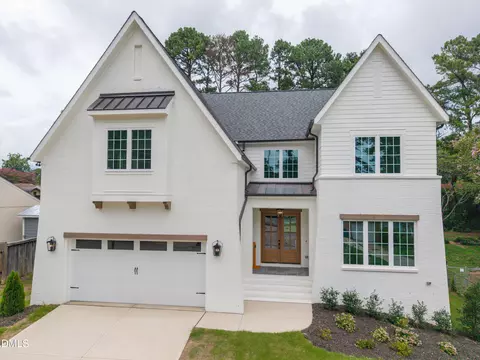 621 Duke Dr, Raleigh, NC 27609