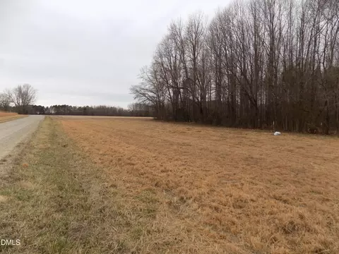 7375 Simmons Rd, Castalia, NC 27816