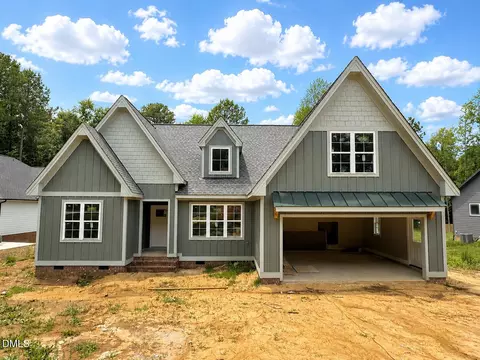 935 Lynch Rd, Selma, NC 27576