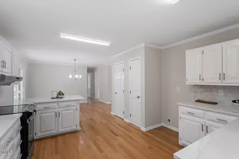 4720 Brigadoon Dr, Durham, NC 27705 photo 8