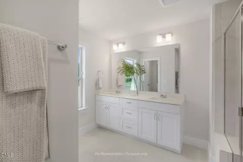 Bath - 8701 Maxine St, Willow Spring, NC 27592 photo 1 of 2