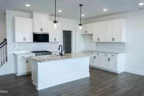 19 Ara Ct #204, Angier, NC 27501