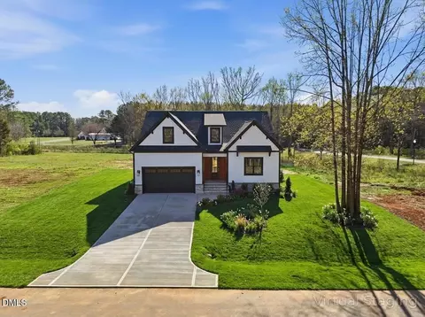 12685 Mallard Rock Dr, Zebulon, NC 27597