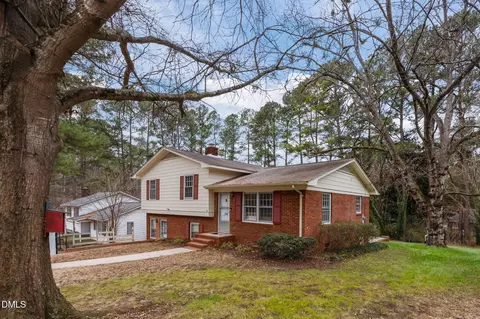 328 White Oak Dr, Henderson, NC 27536