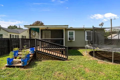 Exterior - 113 Joy St, Dunn, NC 28334 photo 5 of 7