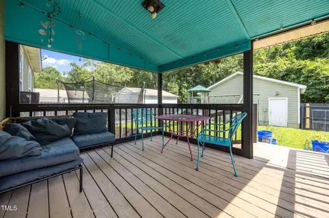 Exterior - 113 Joy St, Dunn, NC 28334 photo 6 of 7