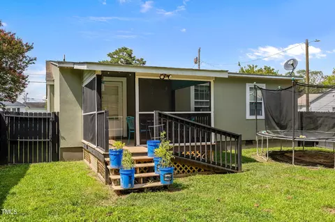 Exterior - 113 Joy St, Dunn, NC 28334 photo 4 of 7