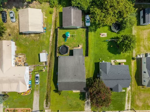 View/Area - 113 Joy St, Dunn, NC 28334 photo 1 of 4