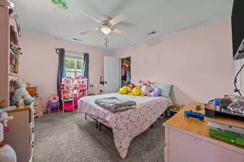 Bedroom - 113 Joy St, Dunn, NC 28334 photo 3 of 4
