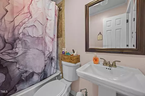 Bath - 113 Joy St, Dunn, NC 28334 photo 2 of 2