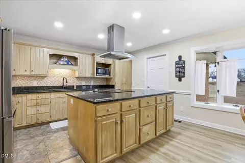 Kitchen - 170 Jp Dr, Smithfield, NC 27577 photo 1 of 8