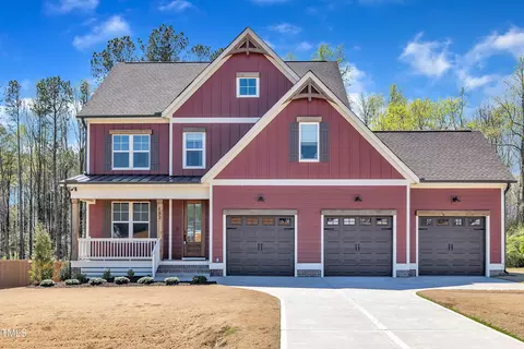 182 Prince Place Dr, Fuquay Varina, NC 27526