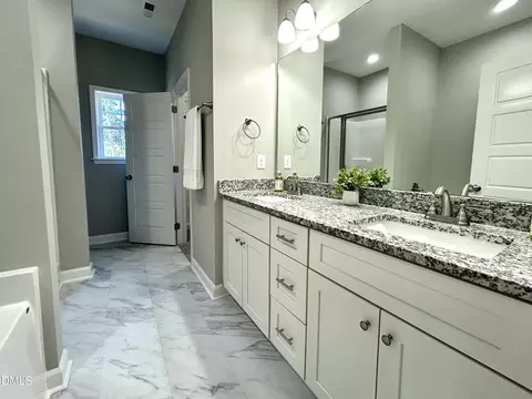 Bath - 1775 Walnut Run Dr, Deep Run, NC 28525 photo 1 of 3