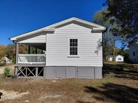 304 E Green St, Macclesfield, NC 27852 photo 4