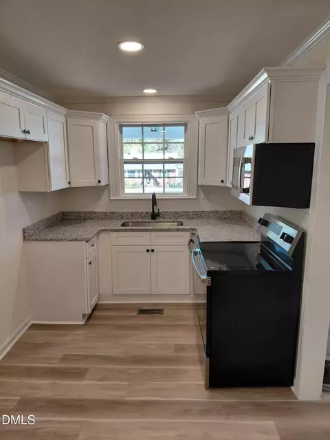 304 E Green St, Macclesfield, NC 27852 photo 10