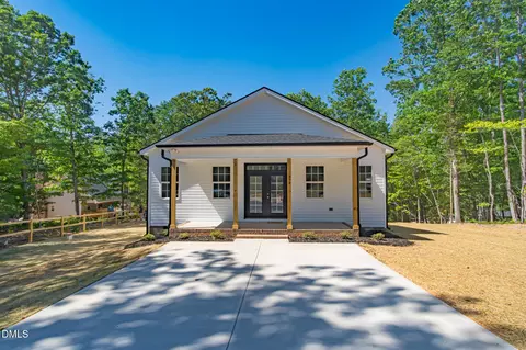 629 Natchez Trce, Fuquay Varina, NC 27526