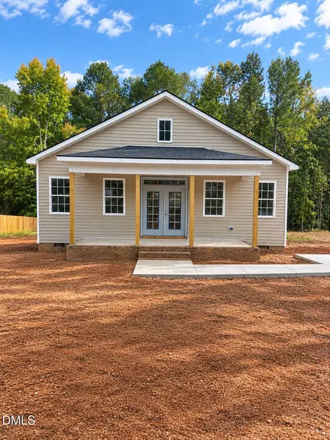 602 Jasmine Rd, Fuquay Varina, NC 27526
