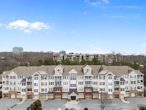1401 Coopershill #308, Raleigh, NC 27604