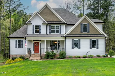 140 Willow Bend Dr, Youngsville, NC 27596