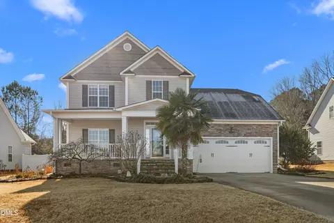 138 River Knoll Dr, Clayton, NC 27527