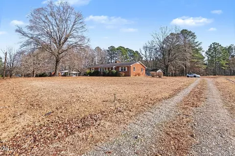 Exterior - 3312 Hamlin Rd, Durham, NC 27704 photo 5 of 8