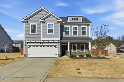 95 Kingsly Dr, Clayton, NC 27527