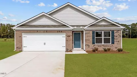 118 Daniel Rd, Wilsons Mills, NC 27520