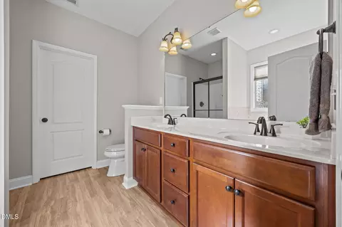 Bath - 415 Juno Dr, Broadway, NC 27505 photo 2 of 3