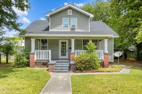 205 E 13th St #A & B, Greenville, NC 27858