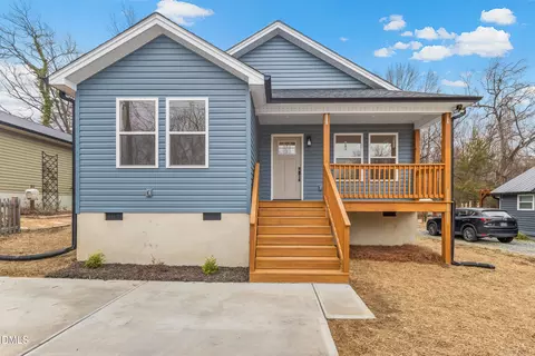 608 W Holt St, Mebane, NC 27302