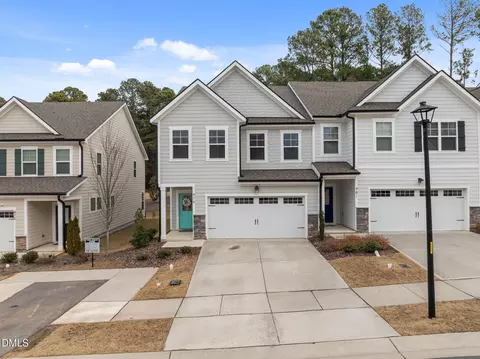 479 Clark Creek Ln, Cary, NC 27519