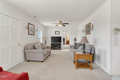 Living - 3084 Tarheel Rd, Benson, NC 27504 photo 1 of 3