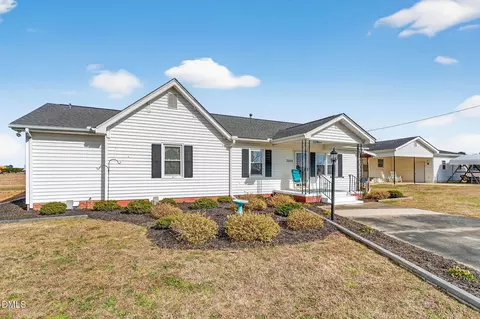 Exterior - 3084 Tarheel Rd, Benson, NC 27504 photo 2 of 13