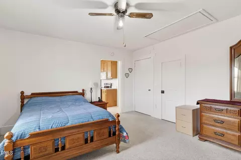 Bedroom - 3084 Tarheel Rd, Benson, NC 27504 photo 4 of 4