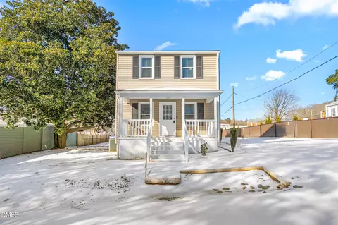 404 Short St, Haw River, NC 27258